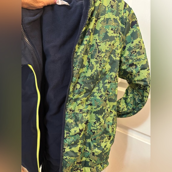 Kids' Green and Blue jacket Small - Picture 9 of 10